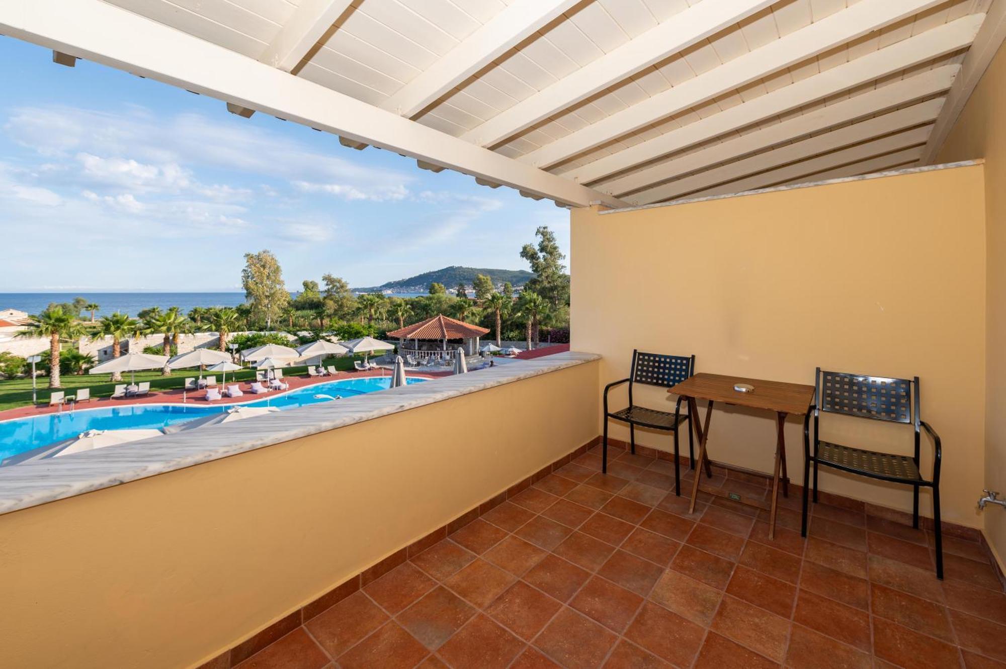 Aktaion Resort Gythio Exterior photo